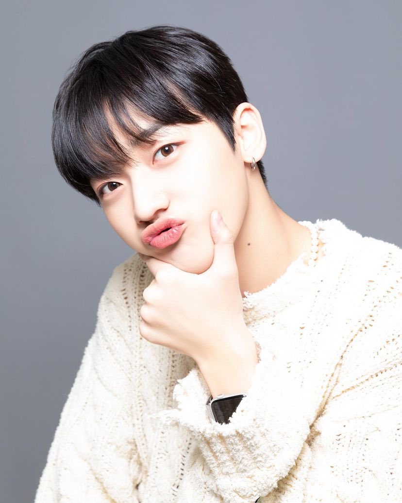 폼폼➰ tweet media