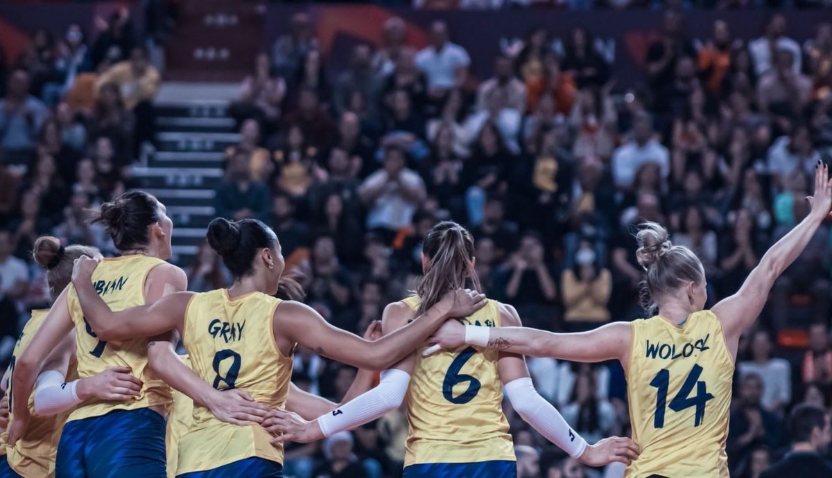 _theCword's tweet image. CAMPIONESSE DEL MONDO 💛💙