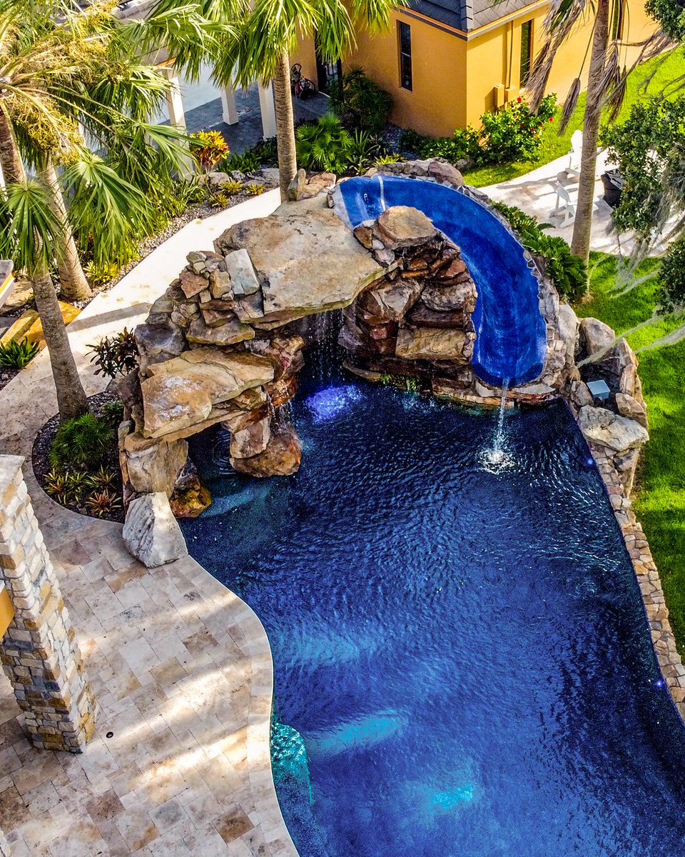 Are you ready to slide into Sunday? We hope you have a great one!

#insanepools #lucaslagoons #pooltime #pooldesign #poolbuilding #waterslide #grotto #poolparty