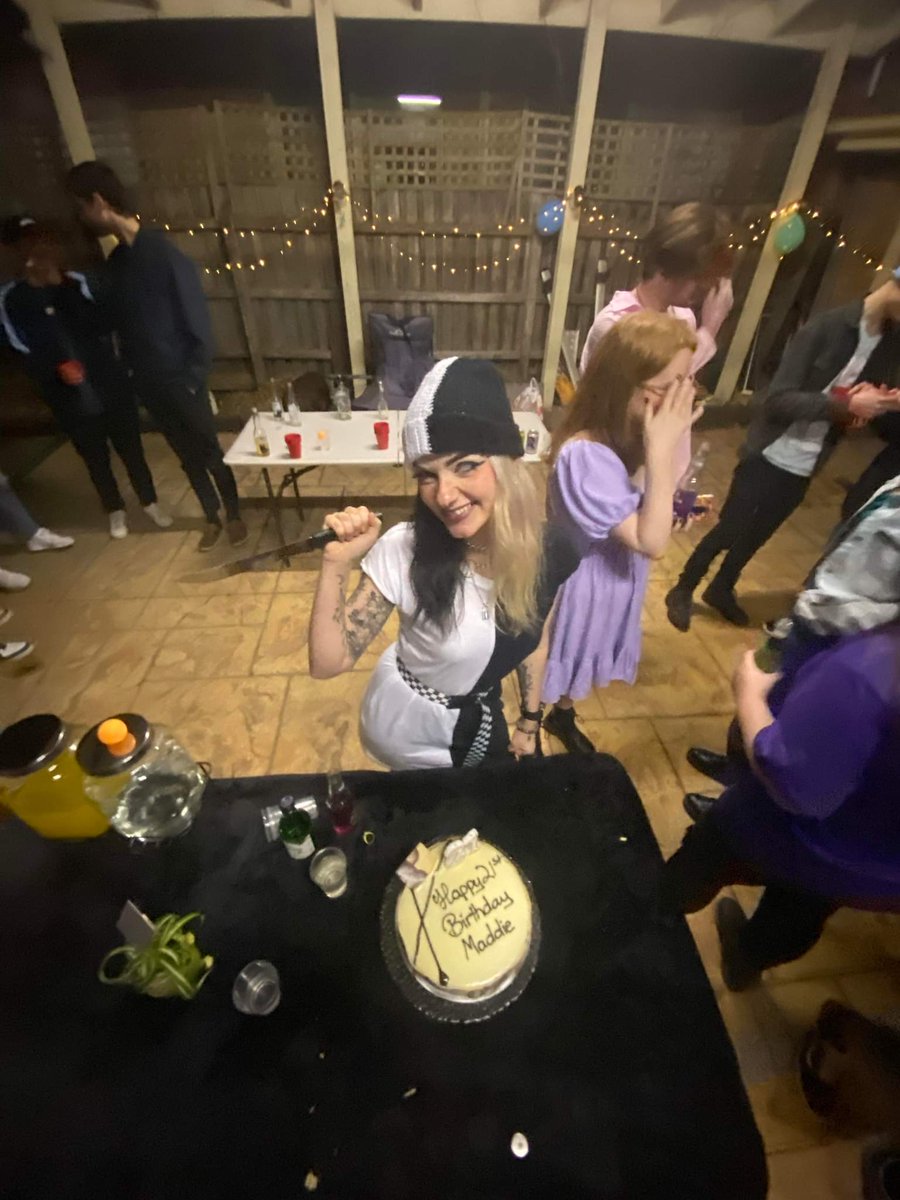 floxfoles tweet media