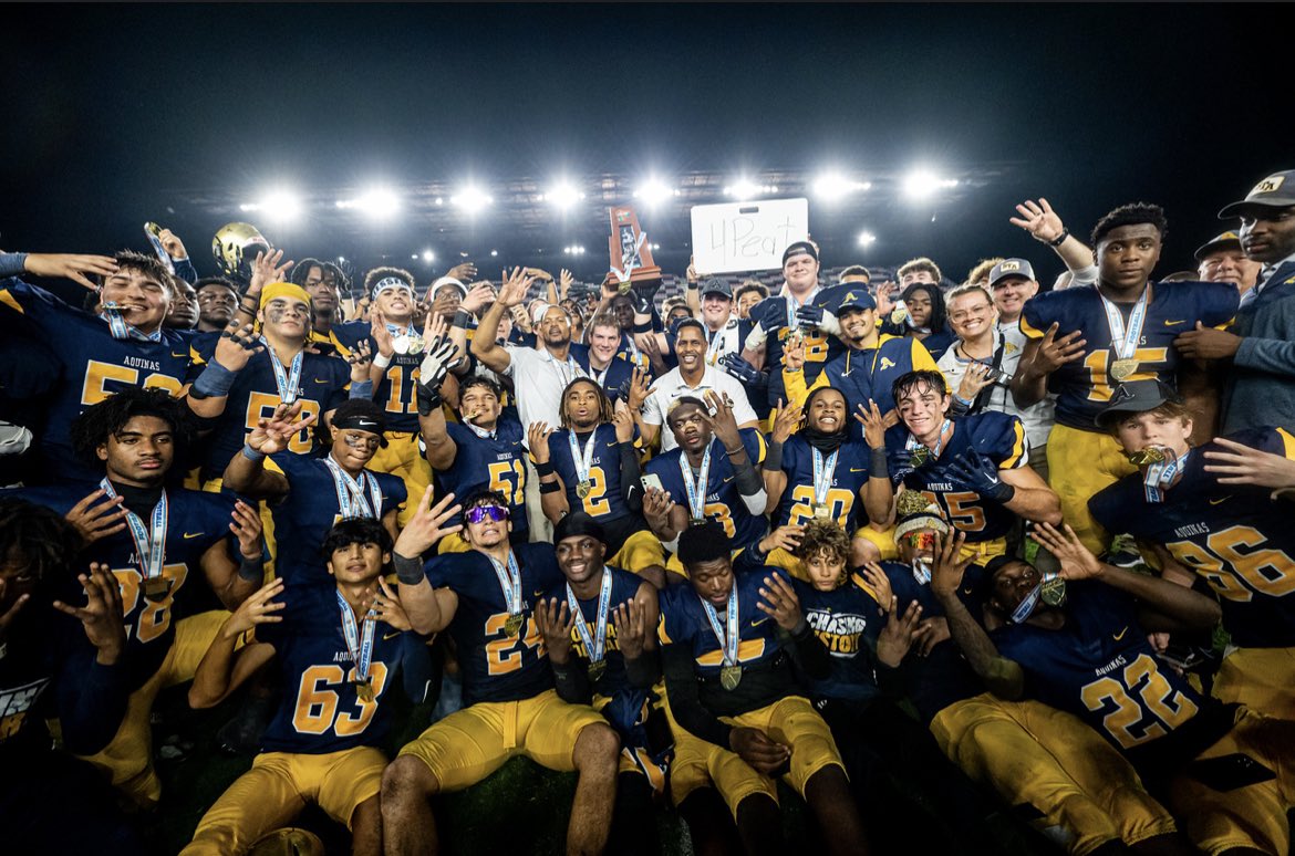 J_Boz8's tweet photo. State champ‼️Made history. So thankful for all my coaches and teammates along this journey. What a great way to end my senior season. 4peat💍 @CoachHarriott @STA_Football https://t.co/1iXSRUjDRa