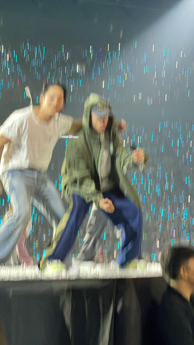 wacklins's tweet photo. 100922 / 121722
blurry gyuhao... π
#BeTSMNL #BeTSBULACAN https://t.co/0uJBX4JW2N