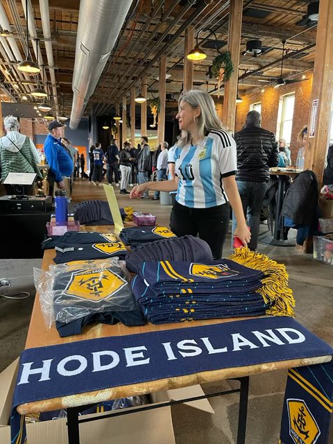 RhodeIslandFC's tweet photo. Here we go! Watch party and toy drive in full effect at @TheGuildRI! https://t.co/zt9njSQjR1