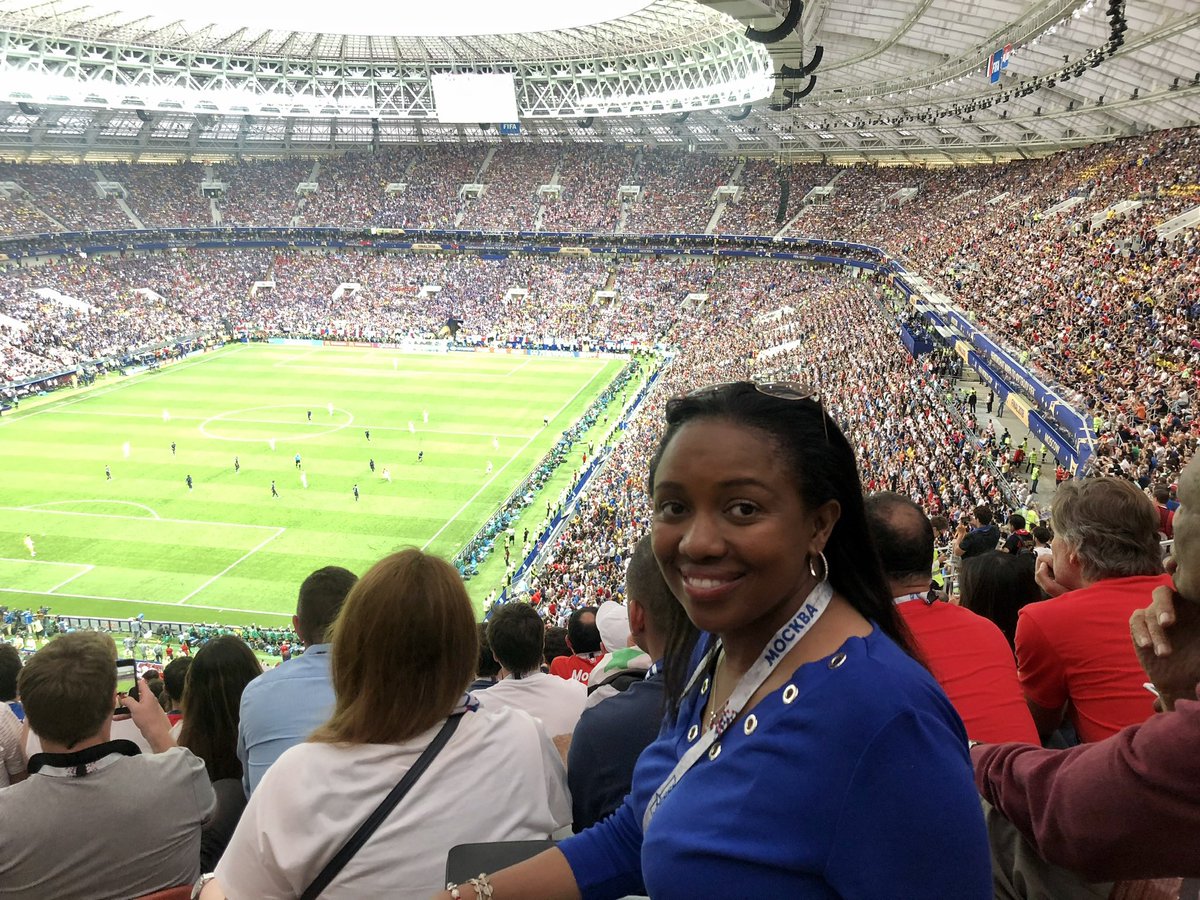 susankihika's tweet photo. The day is here! #TeamArgentina  
Let’s do this Messi 🐐 #ArgentinaVsFrance #FIFAWorldCup https://t.co/UdpYkltHCZ
