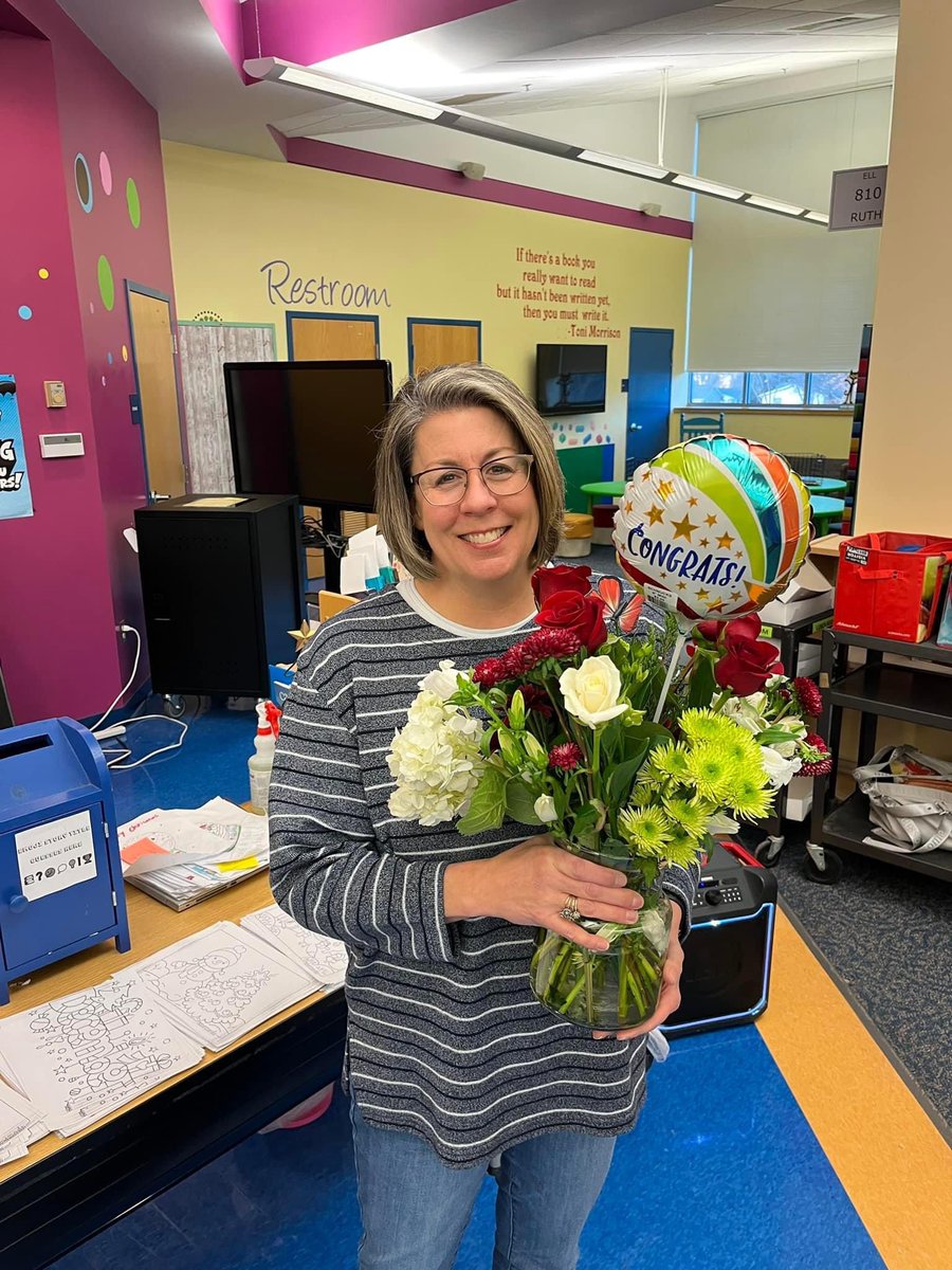 FMTFalcons's tweet photo. Congratulations to our Support Staff of the Year, https://t.co/JBfpyN59jS Fowler and our Teacher of the Year, Mrs. Kandy Wooten!  Many thanks to these amazing women and all our SSOY and TOY nominees for their dedication to our Fairmount students and families! 💙🤍 #FMTFalconLife https://t.co/JpCRwDbnCz