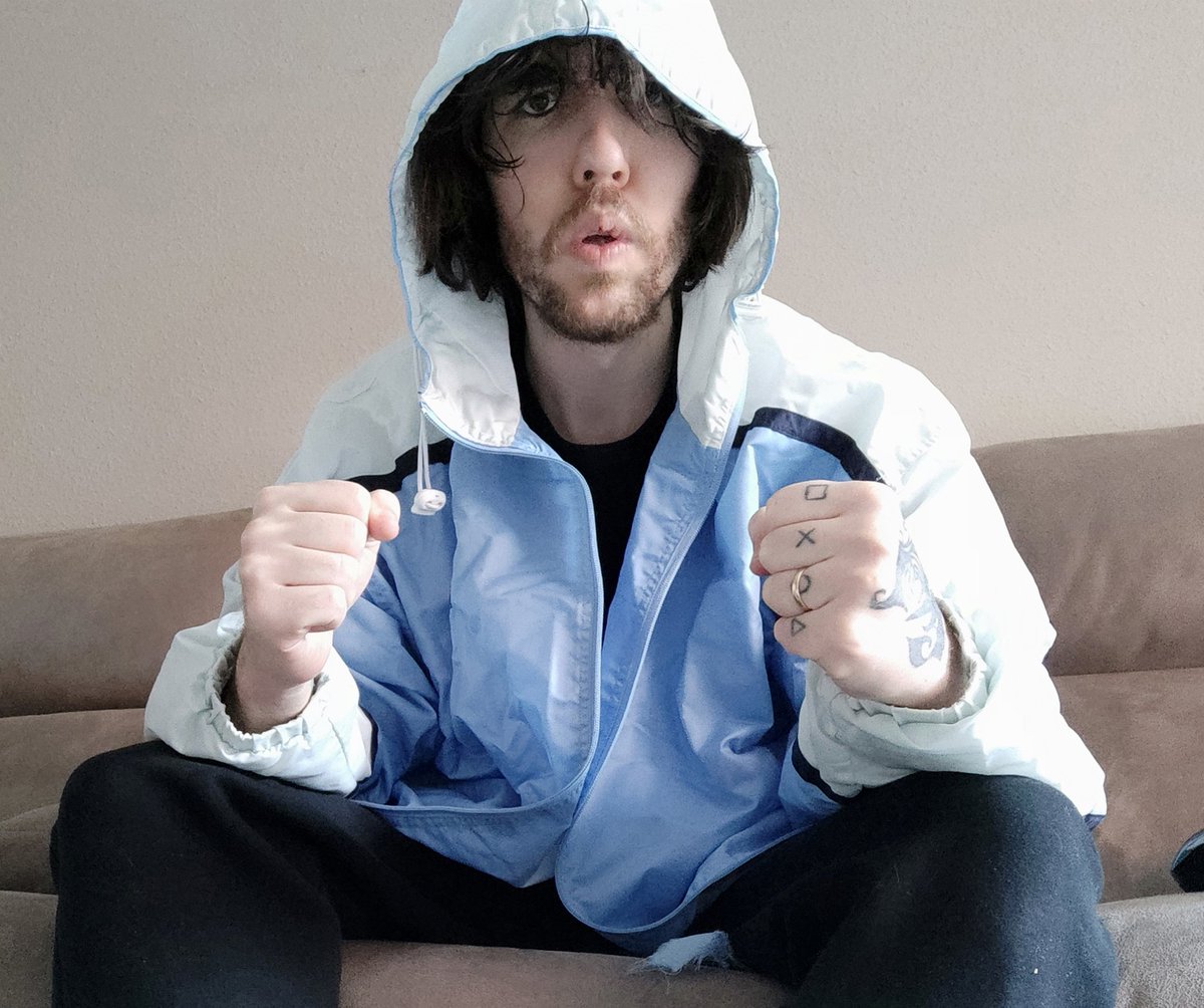 ZormanVideos's tweet photo. Vamoh Argentina! Me importa un huevo que haya cabesones que no quieran que otros animen, voy a fuego. Me he vestido de Albiceleste y todo. https://t.co/waQ9CTKylI