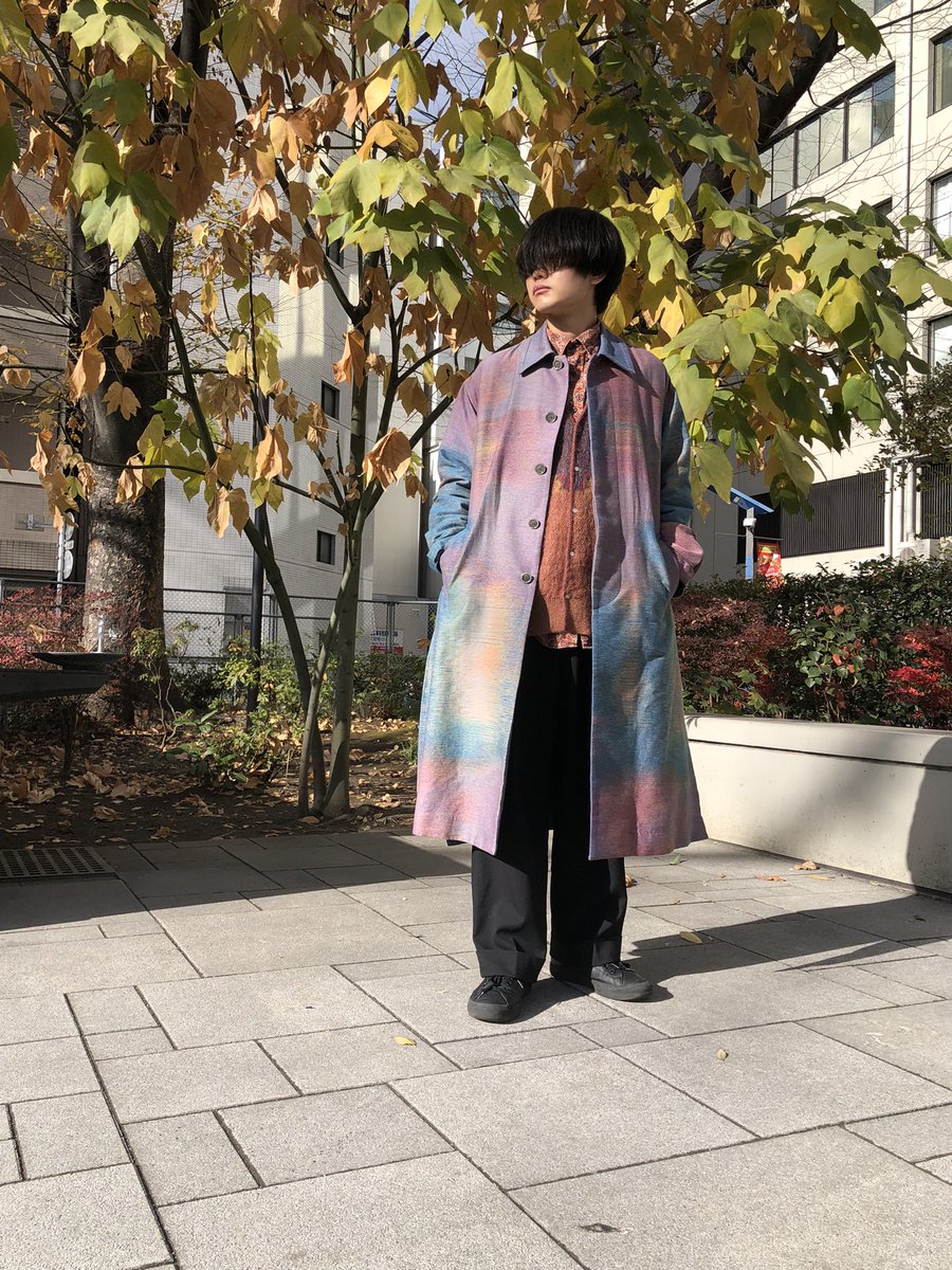 haaaaaaaa0429's tweet photo. 10月くらいに買ったTAAKKようやく着れて嬉しい

#古着　#古着男子　#ドメブラ　#TAAKK #TOGA #ロングコート #カーディガン　#柄シャツ　#カラフルコーデ　#22aw #オシャレさんと繋がりたい　#服好きな人と繋がりたい　#雰囲気好きな人いいね https://t.co/hi1zW4xdey