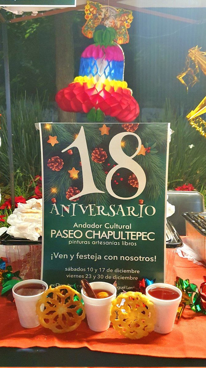 GdlPaseo's tweet image. Con ponche y buñuelos festejamos el 18 Aniversario de nuestro Corredor. #Artesanos y #Pintores agradecidos con nuestros amigos visitantes porque a pesar de todo seguimos en nuestro espacio cultural. #PaseoChapultepec #Guadalajara