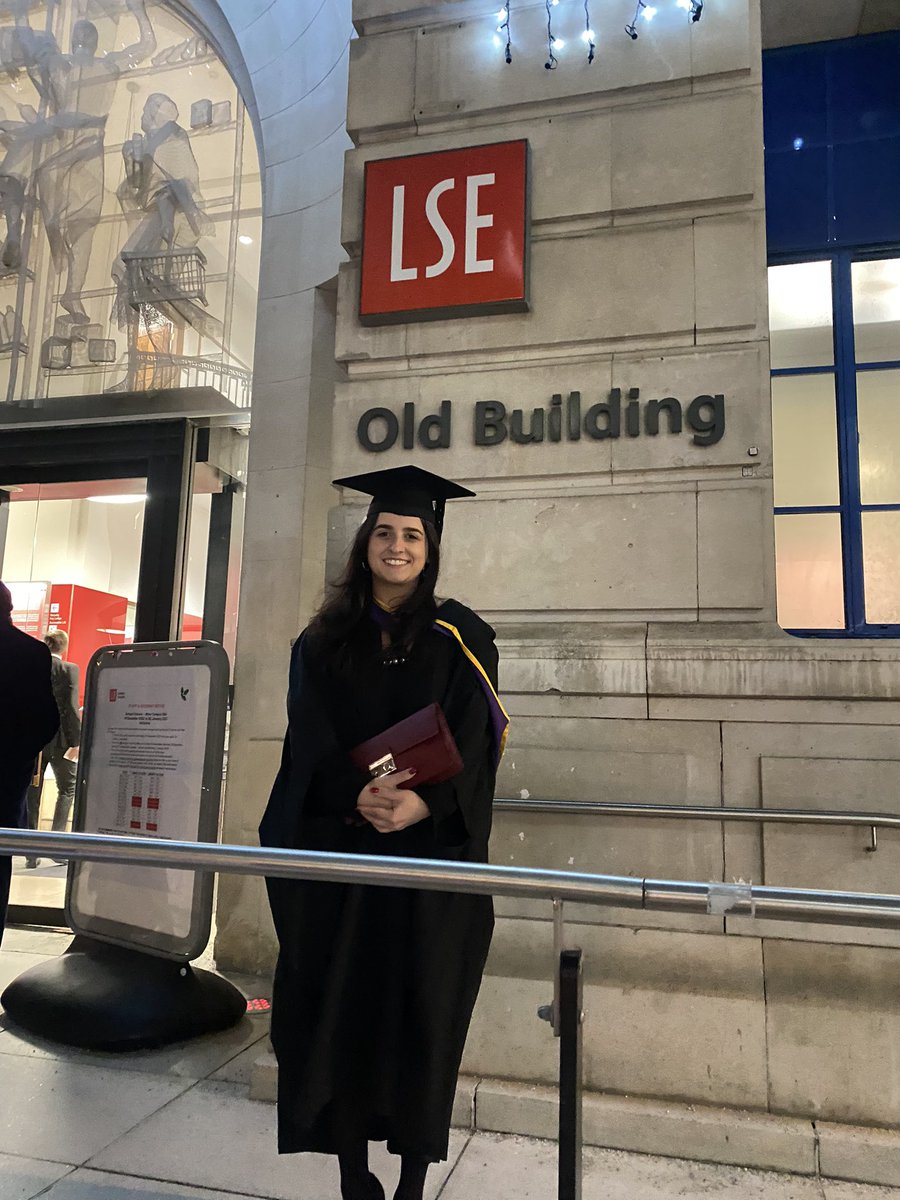 VolimEllu's tweet photo. ❤️👩‍🎓🌎 https://t.co/CGHM8u5OeZ