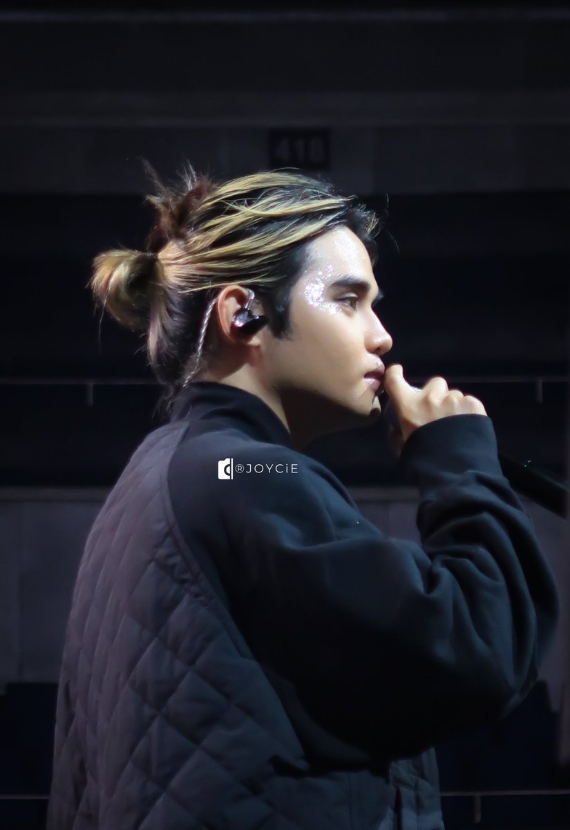 museika's tweet photo. 121822 | @imszmc #SB19_PABLO
WYAT Homecoming - Soundcheck
WYAT TOUR LAST STOP
@SB19Official #SB19
#WYATHomecoming https://t.co/uaM2qiKGV8