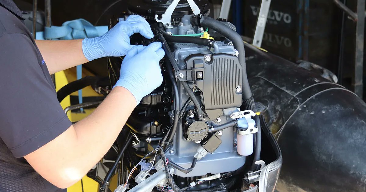Did you know.. 

We can service your outboards! 🔧

Making sure you keep safe on the water! 

Give us a call to book on 01603 717525 📞