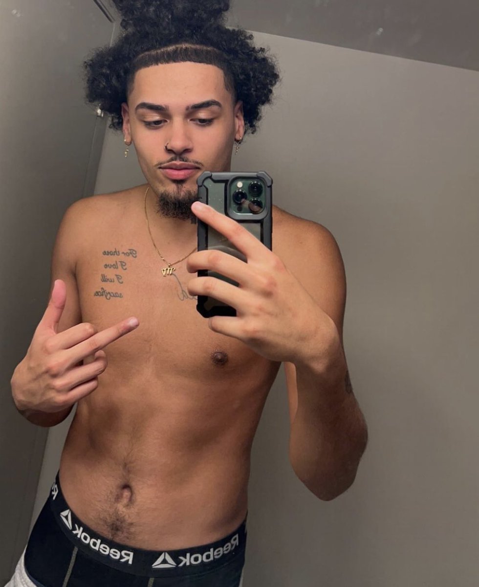 Jaye 🤪 on Twitter "Love y’all. 🖤"