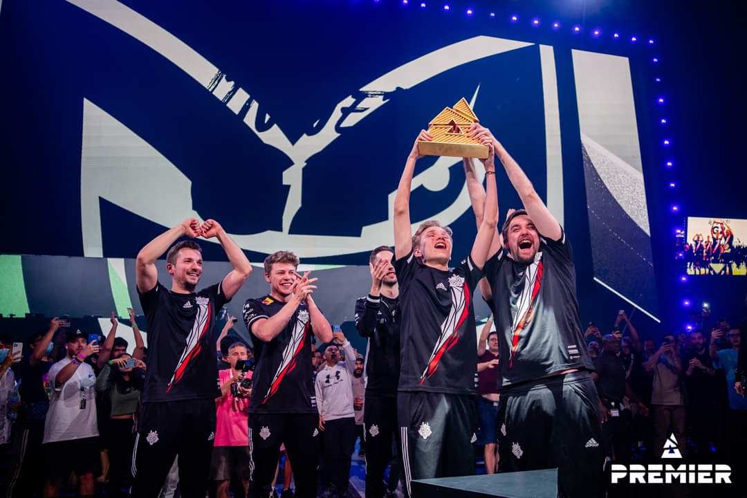 depressed cs fans tweet media