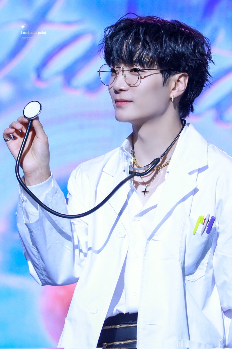 jonghyeonpics's tweet photo. 221216 © luminous0608 🤍
#김종현 #KIMJONGHYEON https://t.co/zY5zh2UEQV