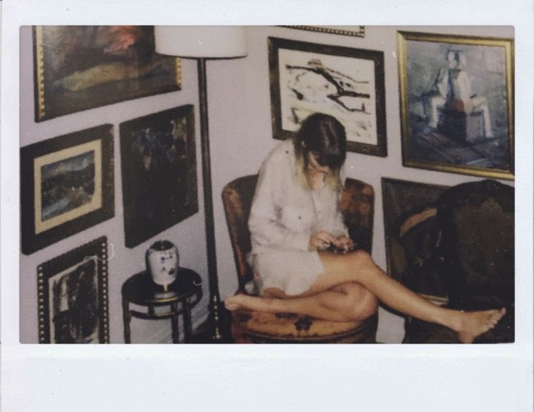 thinking about the reputation magazine pictures on this fine morning