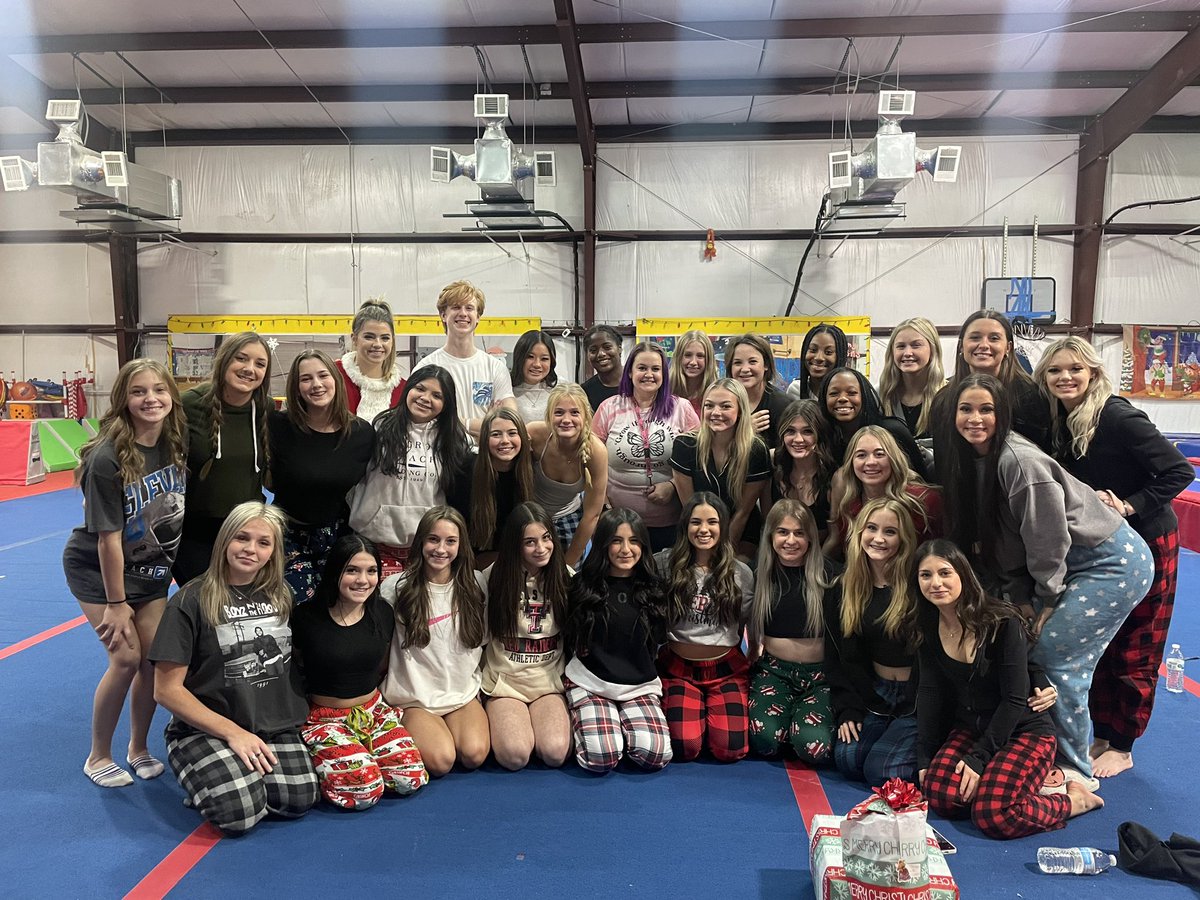 Timber Creek Cheer (@tc_cheer_) on Twitter photo We were so excited to be able to bless some families for Christmas. TC Cheer wishes everyone a safe and joyful holiday season. <a href="/KISDAthletics/">Keller ISD Athletics</a> @TCHSTalon We were so excited to be able to bless some families for Christmas. TC Cheer wishes everyone a safe and joyful holiday season. <a href="/KISDAthletics/">Keller ISD Athletics</a> @TCHSTalon