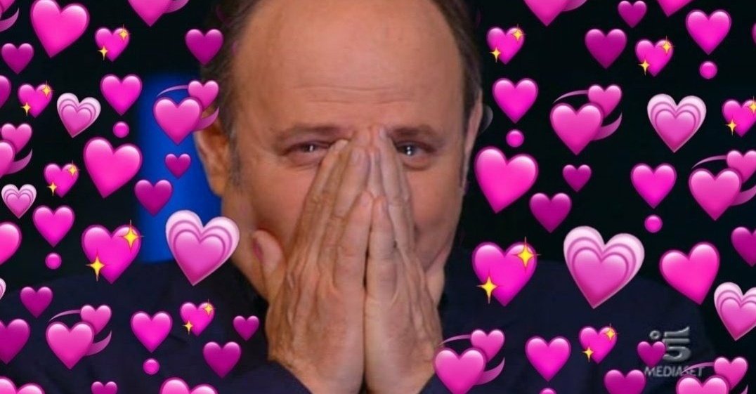 __aauroraaa__'s tweet photo. Forza Argentina perché se la mia infanzia è stata fantastica è grazie a Violetta e gli incorregibili 
#ArgentinaFrancia #Qatar2022 https://t.co/ehx7VyPUOM