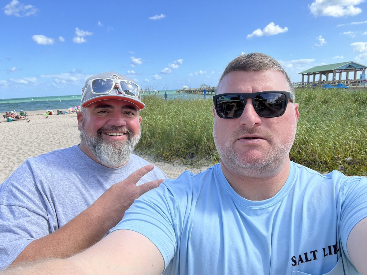 DChevy17 tweet media