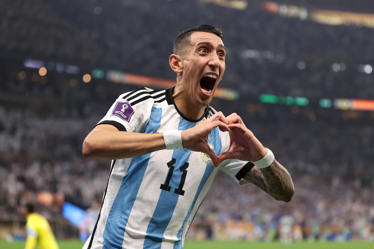 💙🤍💙 Lo mete Di María, lo grita una nación entera.