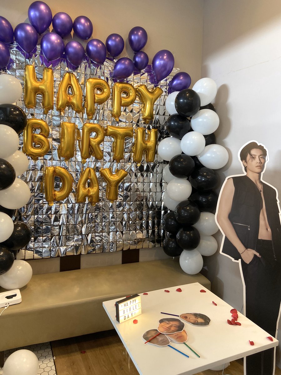 delebean_'s tweet photo. very last minute plan but i managed to attend the event. had a really great time there. kudos to @cloudinkl for organizing the event 🖤🤘🏻💙

#Chapter25thOfWichapas #bsumettdayinKL https://t.co/59e8ksB4eC