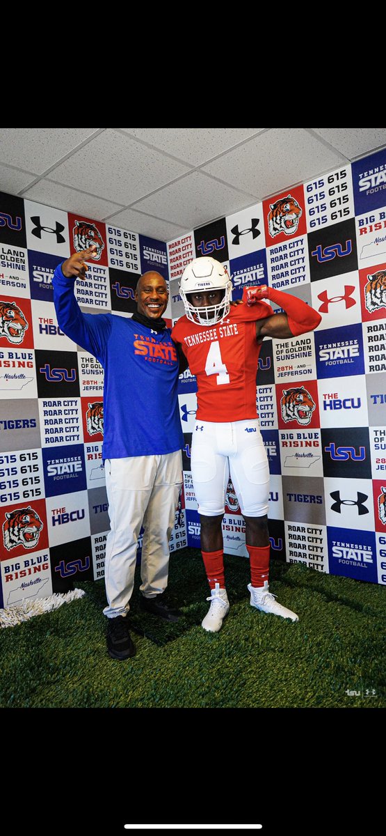 CoachMonroeB's tweet photo. Coming Home to finish what I started💯⏳‼️ 
-Recruitment 100% Closed https://t.co/8GoAef37WI