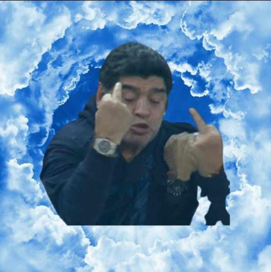 _4fro's tweet photo. Mientras tanto el angelito argentino en el cielo https://t.co/tj4OehWUyy