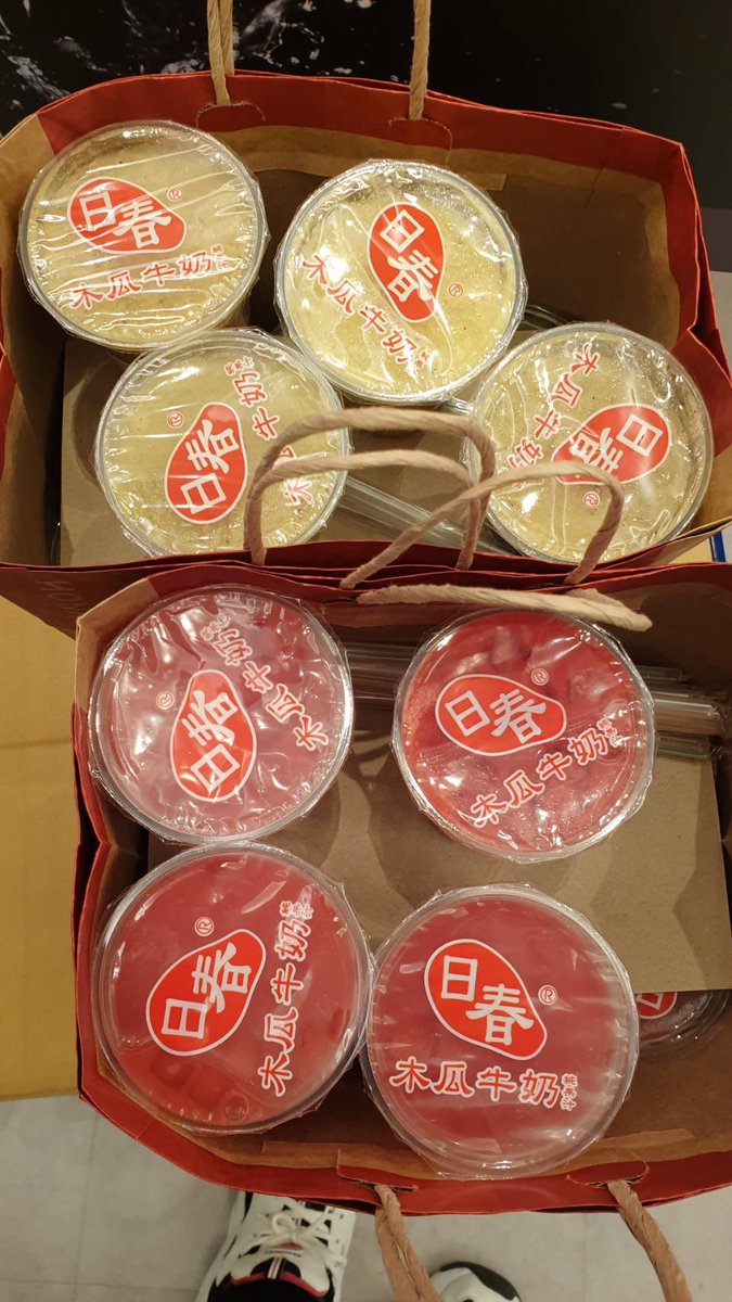 ONFMTPunionSPT's tweet photo. 晚餐食物應援詳細清單🧾

🔹鼎���豐小籠包
🔸鼎泰豐排骨炒飯
🔹鼎泰豐原盅雞麵
🔸鼎泰豐銀耳四寶甜湯
🔹鼎泰豐香酥蝦餅
🔸魔王狂暴雞排
🔹佳品水果精緻高級綜合水果盒
🔸佳品水果綜合水果杯
🔹��春果汁

#OhmNanonFMTP2022 https://t.co/uKzxaX0sd5