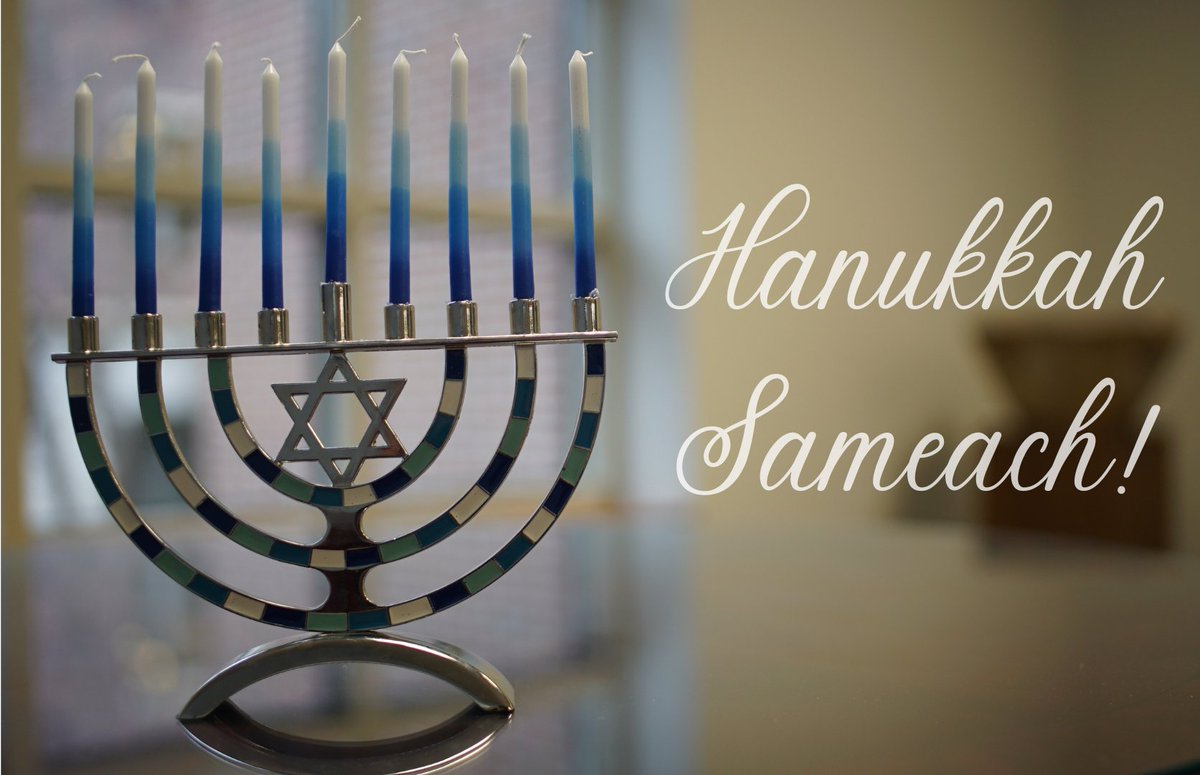 CarolinaRxStory's tweet image. Happy first day of Hanukkah to the entire @UNCPharmacy pharmily!

#hanukkah #chanukkah #sameach #holiday #celebration