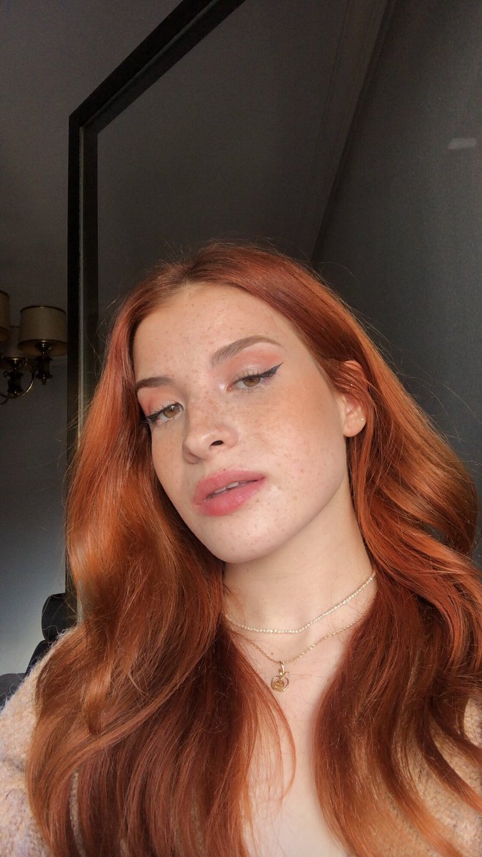 🏹🤍👩🏻‍🦰