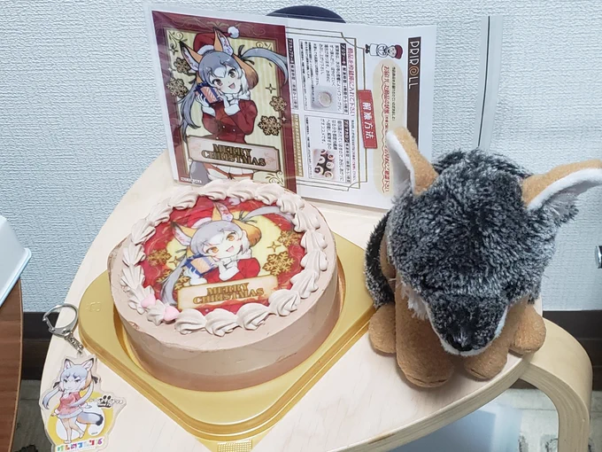 シマハイケーキのシマハイだけ残して切り分けられて行く様子シマハイは美味しく頂きました めちゃくちゃ甘かった! 