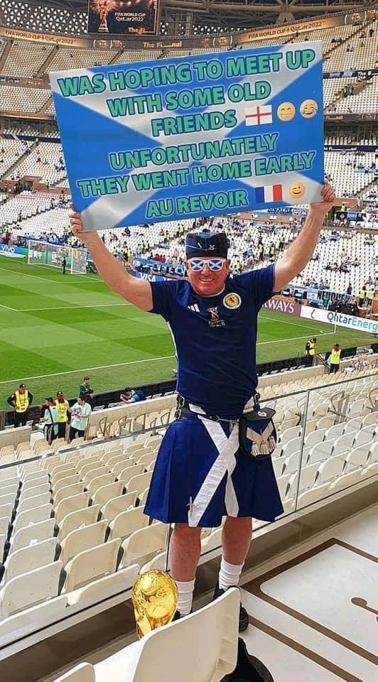 FBAwayDays's tweet photo. This Scotland fan at the Lusail Stadium where the World Cup Final is being played today. 🥴

Tragic… 😂 https://t.co/OFOjYLFnbR