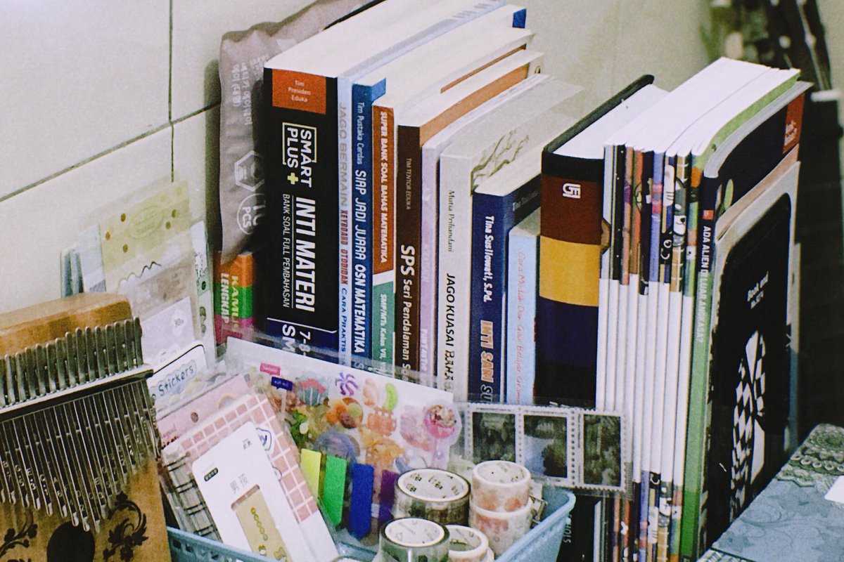 Marlene_eeeee's tweet image. 🌊hai halo! Aku mau cari temen buat nemenin belajar nih…😋

🌊She/her
🌊call me Lene
🌊14 y.o/kls 9
🌊suka belajar malem
🌊INTJ

#studytwt #studyacc