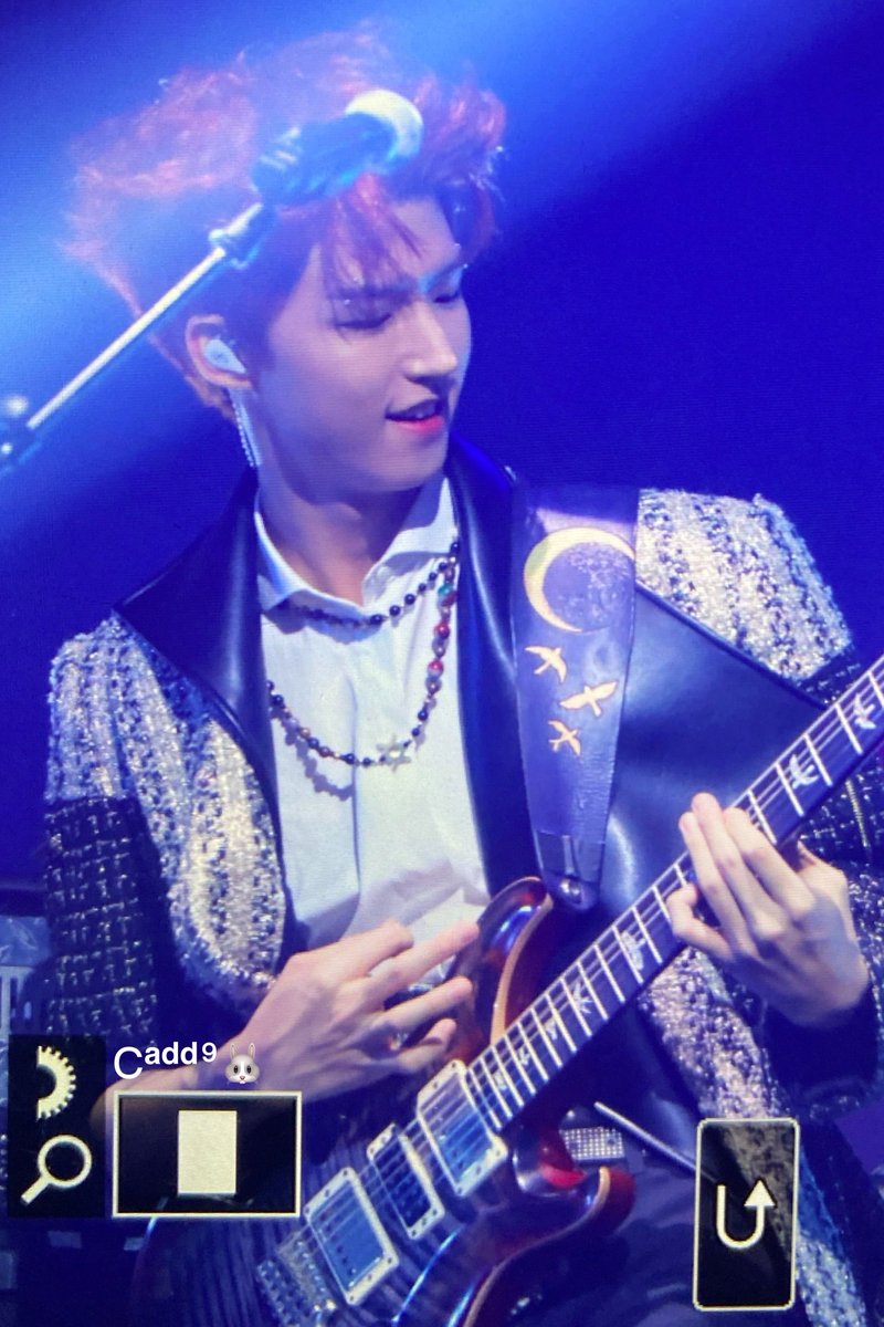 221218 

#엑스디너리히어로즈 #준한 #XdinaryHeroes #JunHan