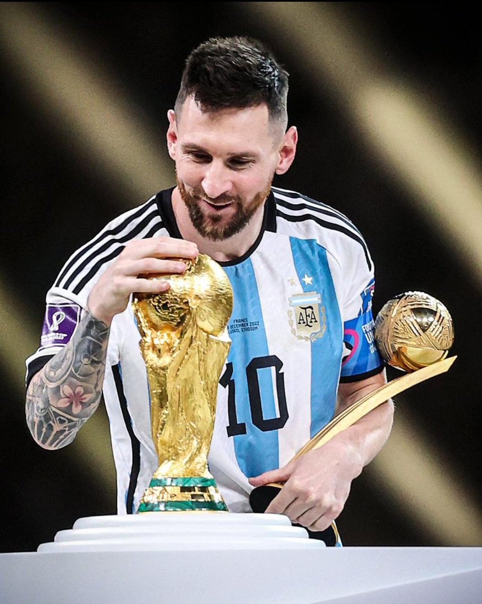 kamwendo_'s tweet photo. The little boy from Rosario Argentina. On behalf of every little boy wearing his shirt. GOAT* https://t.co/1fm2vYihbO