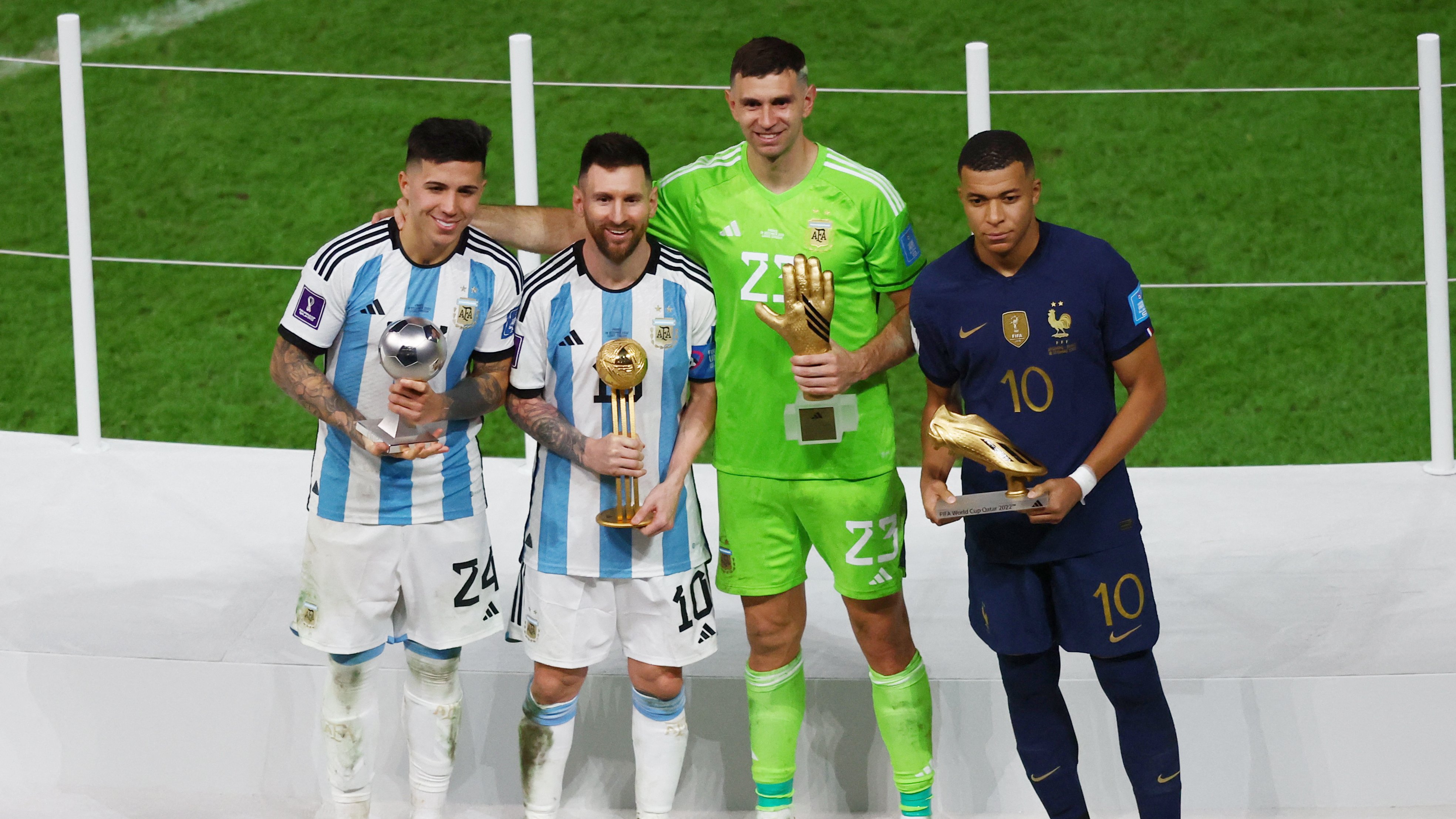 Moerane ganha prêmio de melhor goleiro da Copa COSAFA