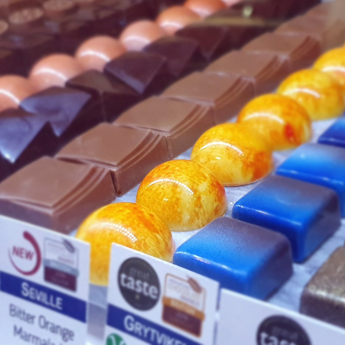 FINAL CALL for #Christmas #Chocolate orders - today is the last day to order from our website. Please order before midnight tonight

5dchocolates.com/christmas/