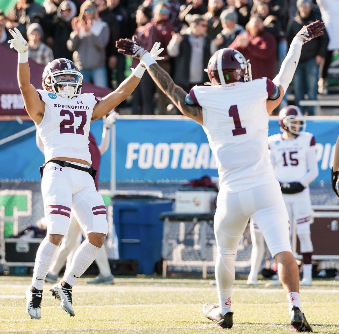 After an amazing season, our team finished #25 in the D3football.com National Poll! First time since 2006 that our program finished ranked in the national poll and only team in New England to finish in the Top 25‼️🔻 #LTBR