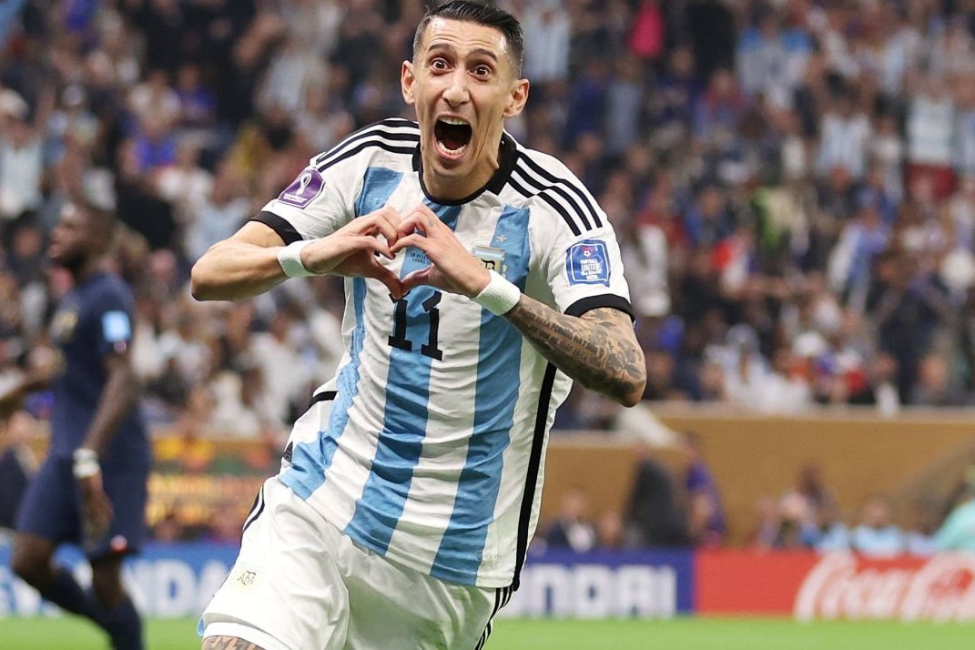 Thorifah_guzel's tweet photo. HT #FIFAWorldCup #Qatar2022
Argentina 2-0 France
(Lionel Messi 23'pen, Angel Di Maria 36') https://t.co/z92YMPYbIT