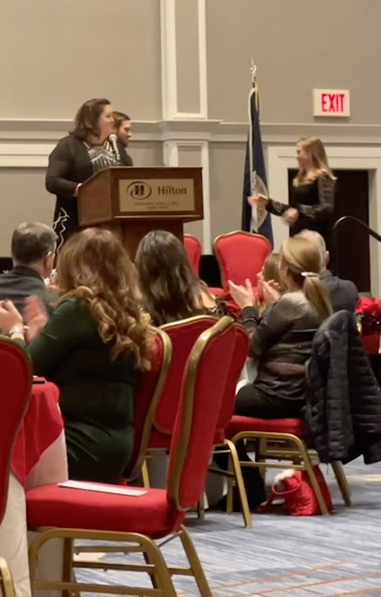 Mrs. Mitchell tweet media