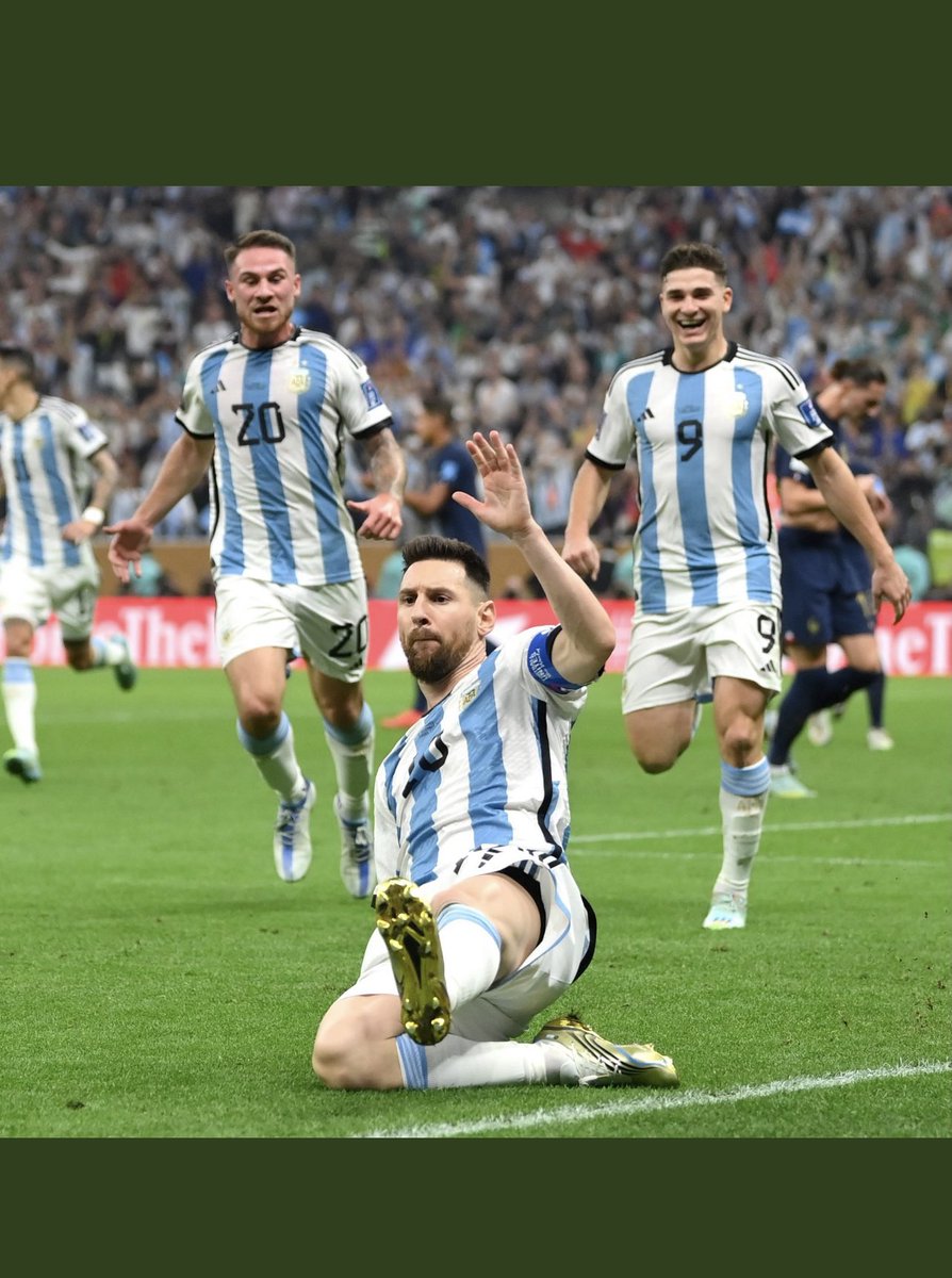 nfqc_'s tweet photo. اخيرا بيخضع المستحيل لميسي 🐐🔥🔥 #نهايي_كاس_العالم https://t.co/F4y2ZcTLGe
