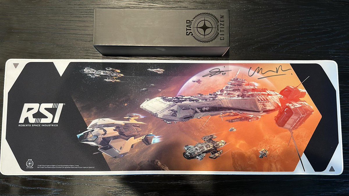 Tweet me your best #StarCitizen holiday creations by Jan 1 and Chris and I will pick our favorite to send this signed mousepad to! Happy Holidays!