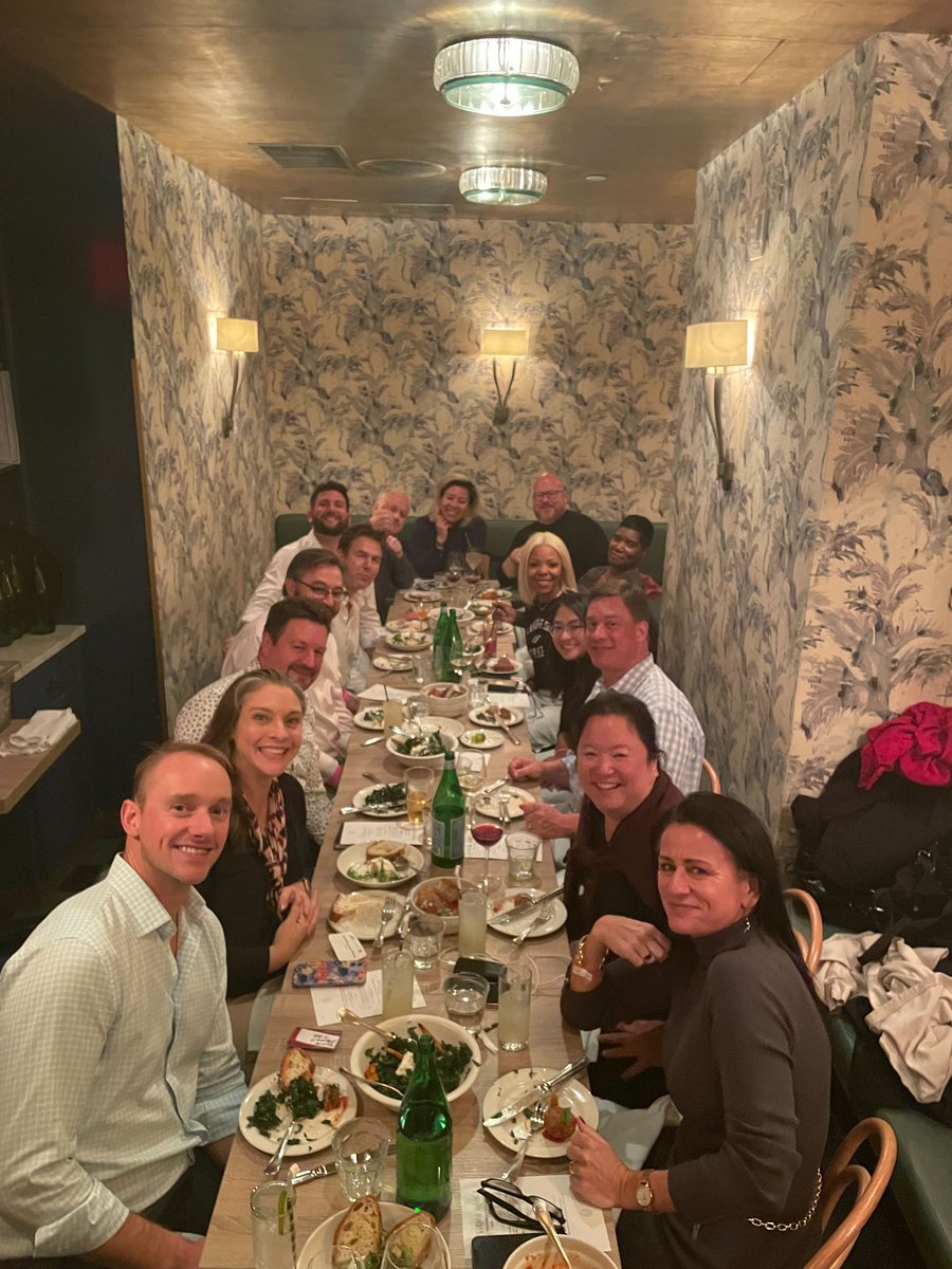tag_today's tweet photo. โ๏ธDay 18/25โ๏ธ: Finally managed to get almost the whole TAG team together!
#awayweek #dinner #nyc #GlobalStandardsForLocalMarkets #digital #advertising https://t.co/xnoLvRt1EO