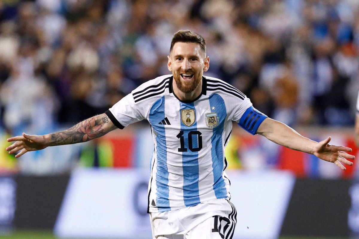 forhad_51's tweet photo. Argentina led in the first half with goals from Messi and Di Maria🤟❣️

 #sports #fifaworldcup2022 #worldcup2022 #footballworldcup #Qatar2022 https://t.co/PKGtLQldJO
