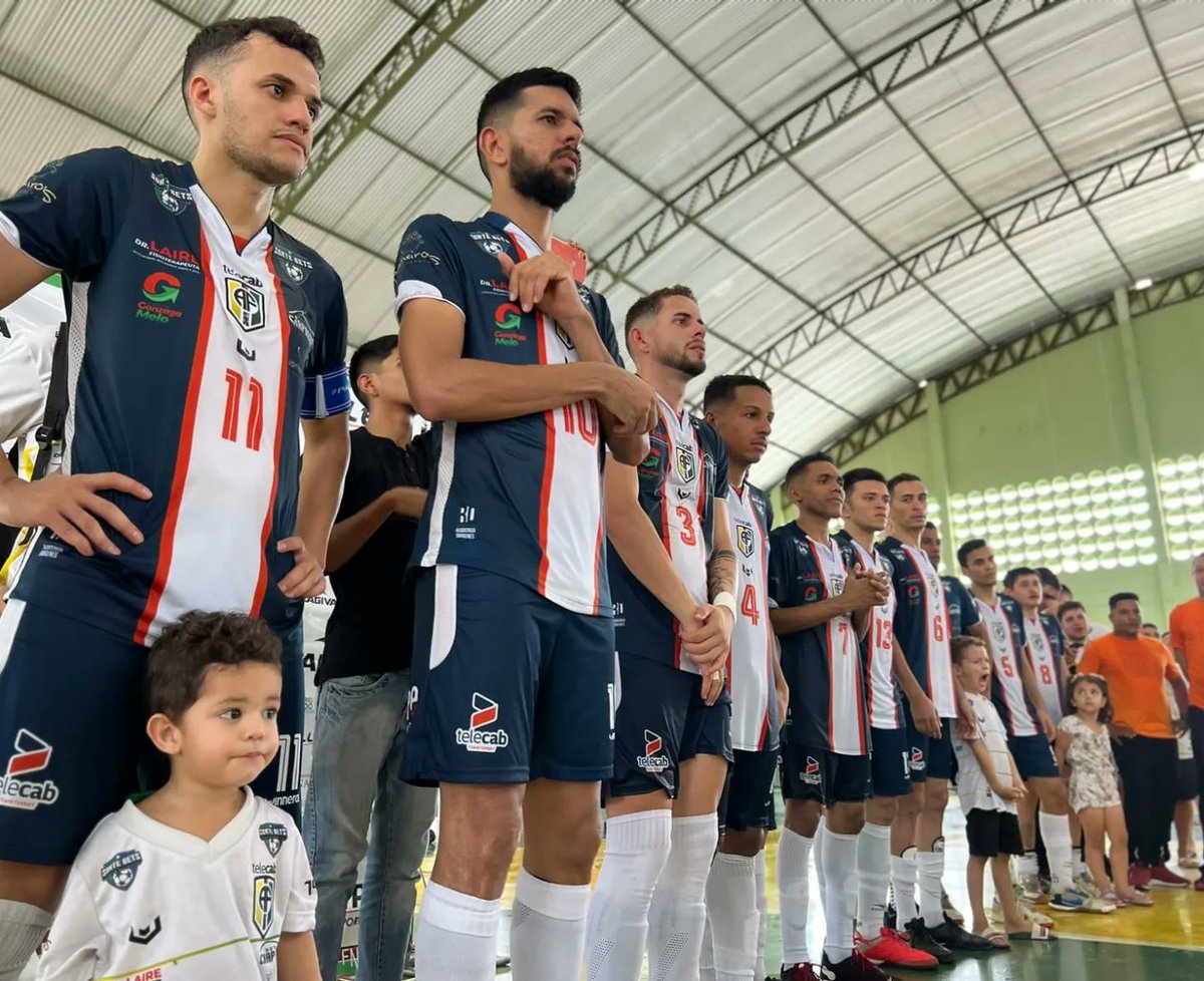 PrefeitoAlan15's tweet photo. Parabéns Apodi Futsal, representou muito bem nossa cidade. Campeão do Campeonato Norte-Rio-Grandense de Futsal. Nossa gestão municipal sempre apoiando os times da cidade. https://t.co/XG0EXaTcI6