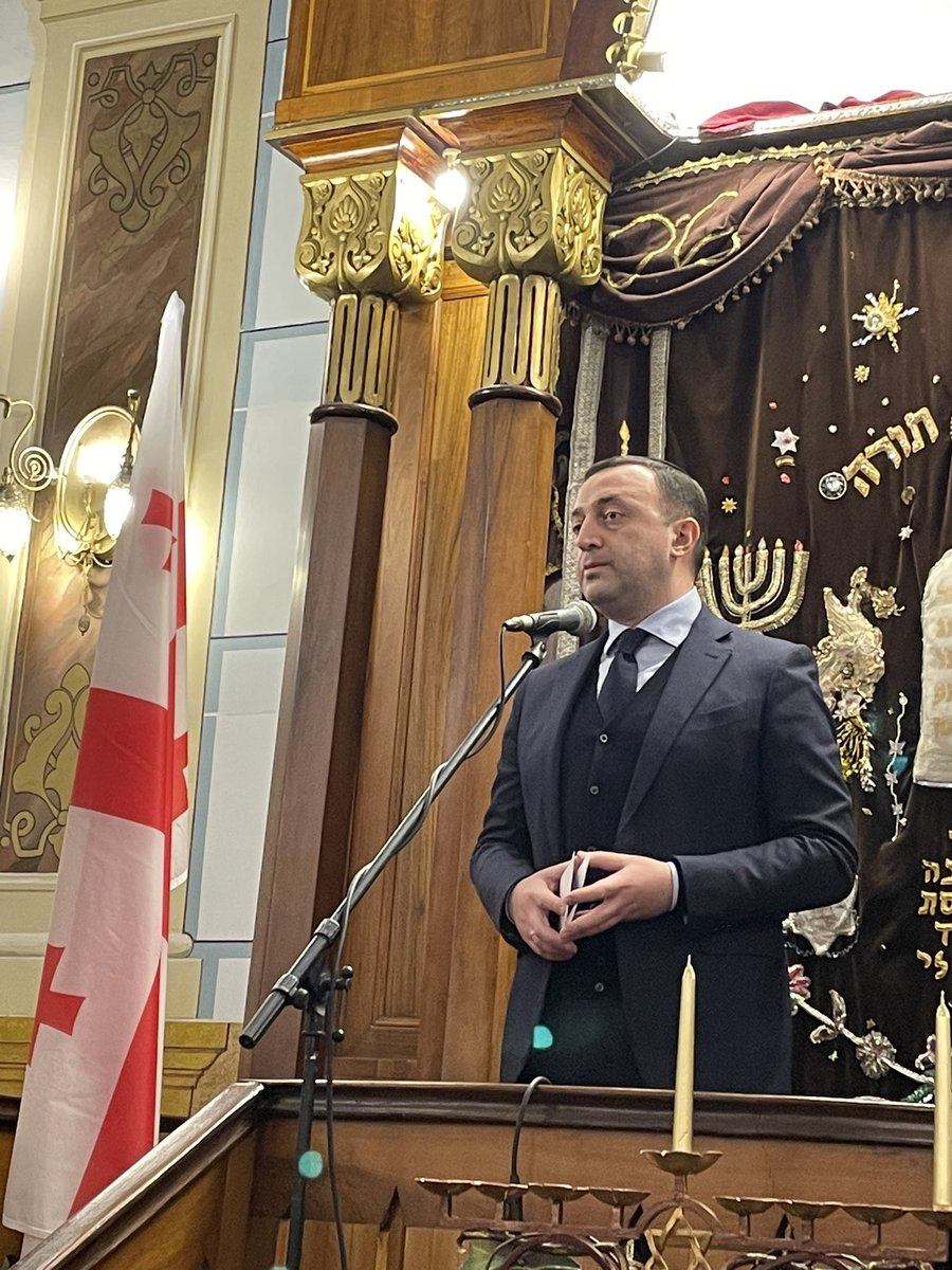 HadasMeitzad's tweet photo. 1/2 #Hanukkah officially starts as we light the #FirstCandle with the Jewish Community and MP @davidbitan at the beautiful synagogue of #Tbilisi. Thank you PM @GharibashviliGe for honoring us by joining and to Minister #Akhvlediani. May we spread light all year long ๐ชฌโจ๐ https://t.co/VDls0BlUH6