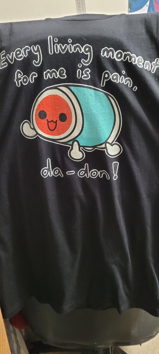 Zakvvv666's tweet photo. I really like this shirt https://t.co/bdF8YuRcYf