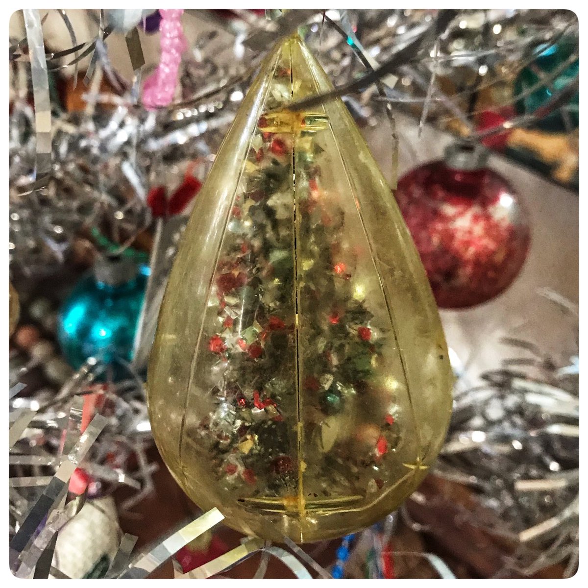 PriceReep's tweet photo. #otannenbaum, #vintagechristmas, #treeornament, #merrychristmas https://t.co/WU2qqg0hFf