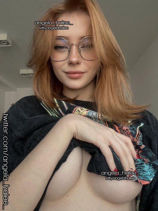 Do you want me to show you my boobz?

Hit 169rt and I’ll lift my shirt up ? https://t.co/7TkPdYqkcu