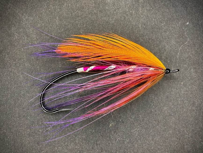 Saltwateronfly's tweet photo. Beautiful, incredible tie
@joel_hill_
A Friday night freestyle. #pnwflies #swingflies #flytying #steelheadflies #lagartun_ltd #chinookwindoutfitters #zoeanglinggroup #dyeyourownfeathers #customcolors https://t.co/sf8ZwSb3bM