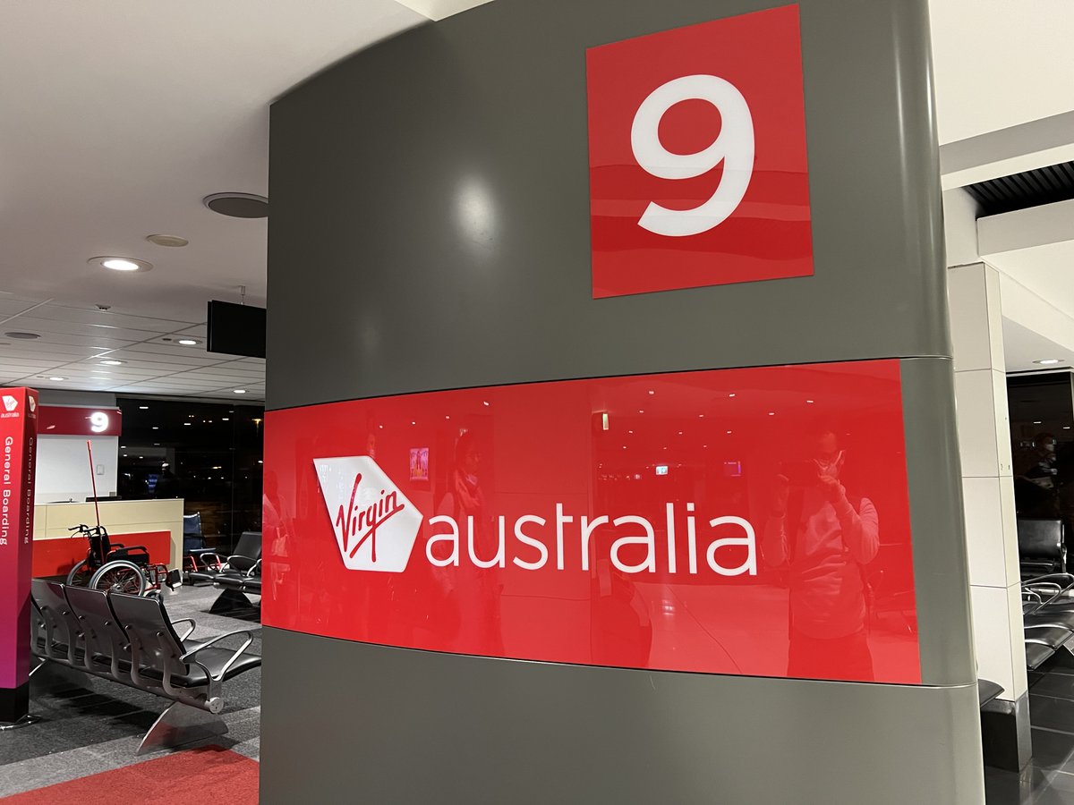 InsideFlyerNL's tweet photo. Afgelopen zomer vlogen we tijdens onze reis door Australië met @VirginAustralia van #Adelaide naar #Melbourne. In deze #FlightReview lees je alles over onze ervaringen.

https://t.co/XxPTr8Dvcb https://t.co/IDt8O3fF5C